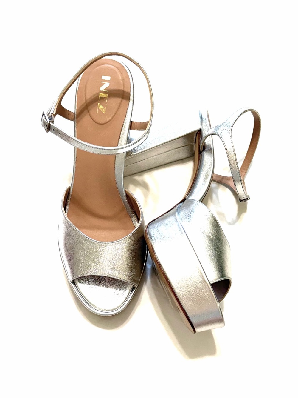 INEZ Silver Camilla Platform Sandal Size 8